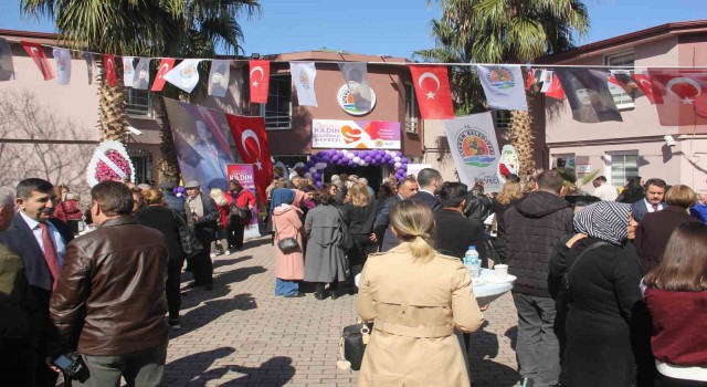 Kadınlar Gününe özel açılış