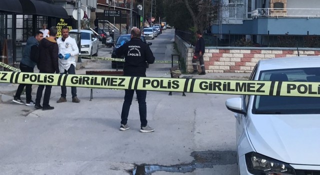 Kafedeki tartışma silahlı kavgaya dönüştü: 2 yaralı