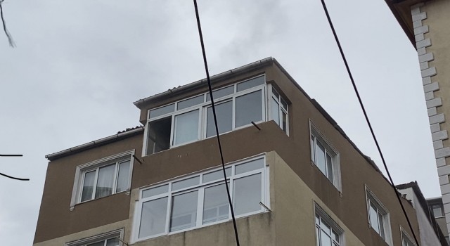 Kağıthanede yangın paniği