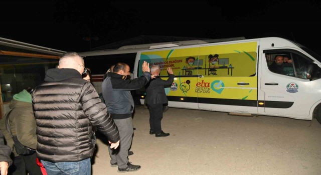 Kahramanmaraş ve Hatayda 5 gün iftar verecek olan Lapseki Belediyesi ekip ve ekipmanları yola çıktı