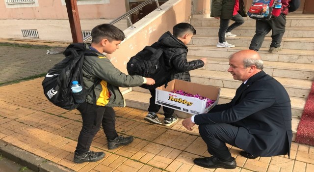 Kahramanmaraşın iki ilçesinde depremden sonra ilk eğitim zili çaldı