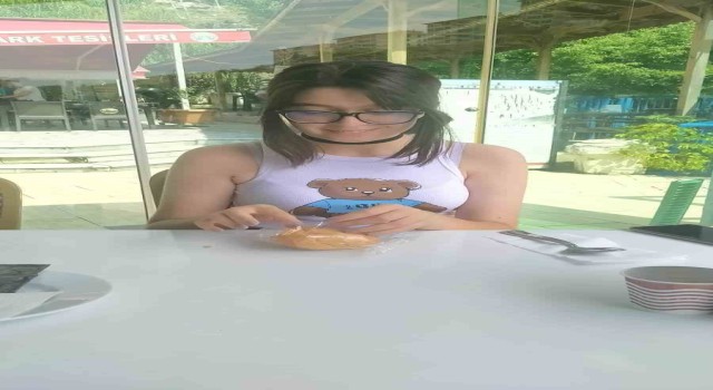 Kamyonetin çarptığı liseli Ezgi kurtarılmadı