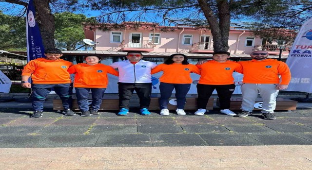 Kanoda en iyiler yine Bursa Büyükşehir Belediyespordan