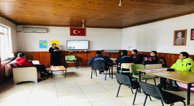 Karacasudaki kolluk kuvvetlerine stres yönetimi eğitimi verildi