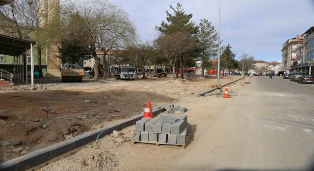 Karamanda park yenileme ve bakım çalışmaları başladı