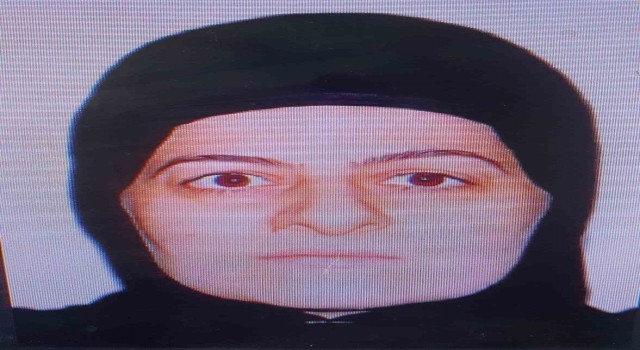 Karısının boğazını kendisini aldattığını düşündüğü için kesmiş