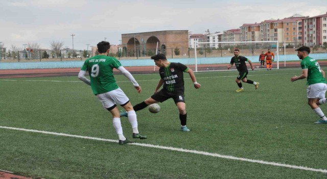 Kars 36 Spor: 6 Iğdır Es Spor: 2