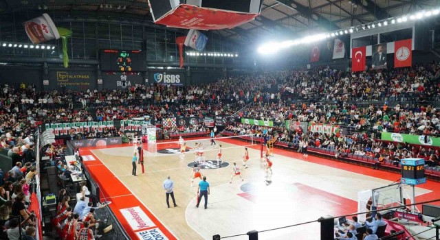 Karşıyakanın serisini Göztepe bitirdi