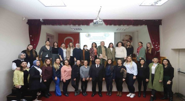 Kartalda kreş öğretmenleri çocuklara depremi anlatmak için eğitim aldı