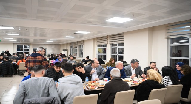 Kartepede 3 bin 400 depremzede misafir ediliyor