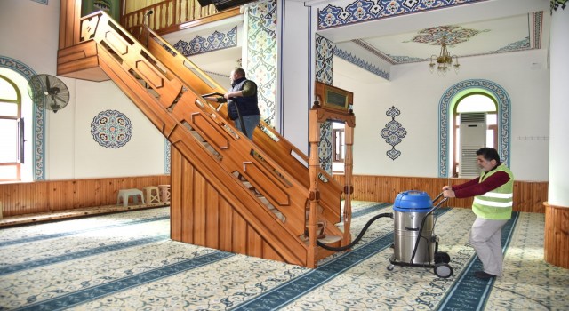 Kartepede camiler Ramazan ayına hazır