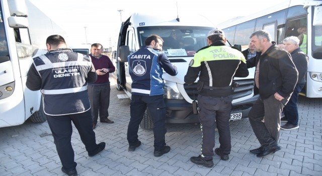 Kartepede öğrenci servisleri denetlendi