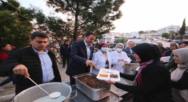 Kaşta geleneksel iftar buluşması