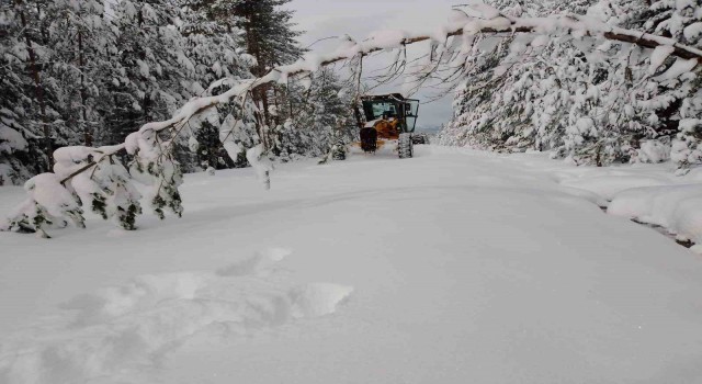 Kastamonuda 52 köy yolu ulaşıma kapandı