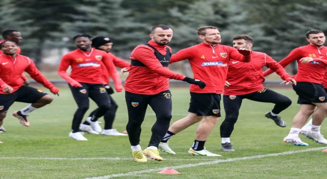 Kayserispor, hazırlık maçı gelirini depremzedelere bağışlayacak