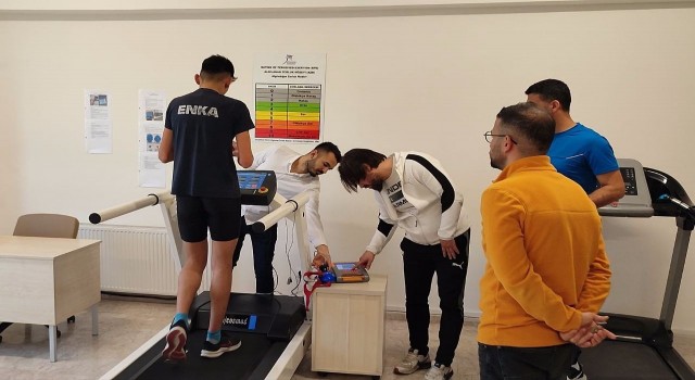 KBÜ Spor Bilimleri Performans Laboratuvarındaki çalışmalar sporcuların gelişimine destek sağlıyor