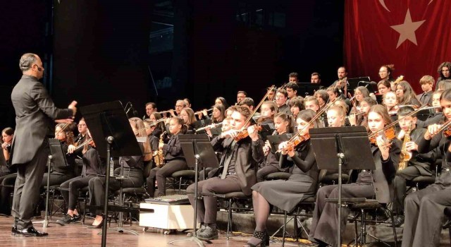 Kemerde gençlik orkestrası şehitler için sahnede olacak
