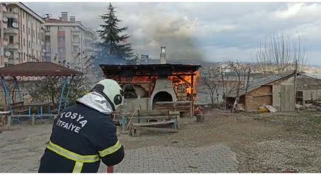 Keşkek fırınında korkutan yangın