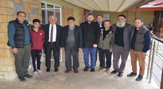 Kırkağaça gelen depremzedeler yaşadıklarını anlattı