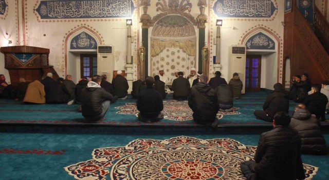 Kırklarelinde Berat Kandili dualarla ihya edildi