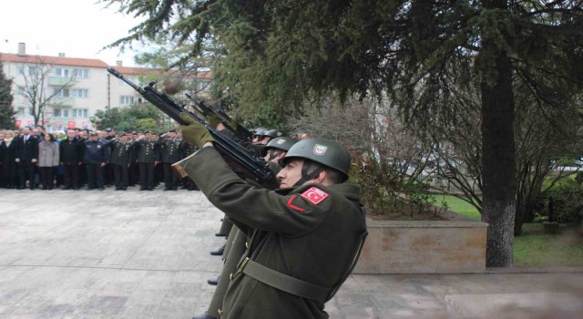 Kırklarelinde Çanakkale Deniz Zaferi ve Şehitleri Anma Günü töreni