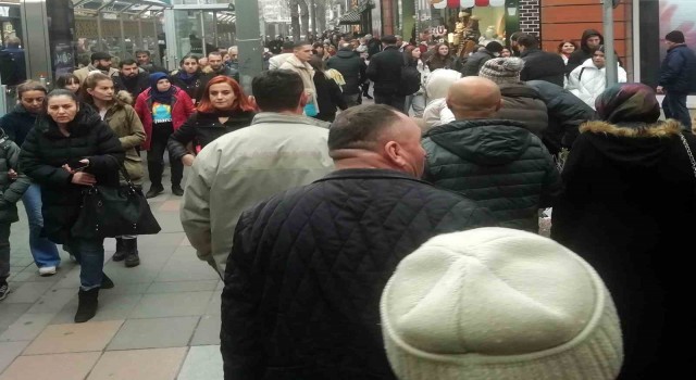 Kış aylarında giyilen kalın kıyafetler hastalığa neden oluyor