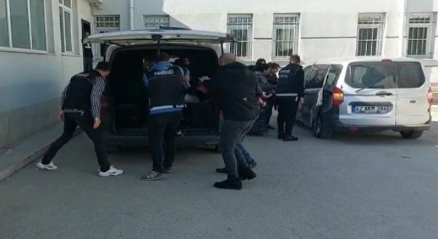 Konyada meyve suyu kutusunda eroin ele geçirildi