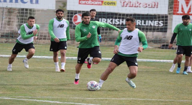 Konyasporda Giresunspor maçı hazırlıkları devam etti