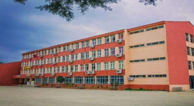 Kozanda 3 okul ve bir yurt binasında eğitim verilmeyecek
