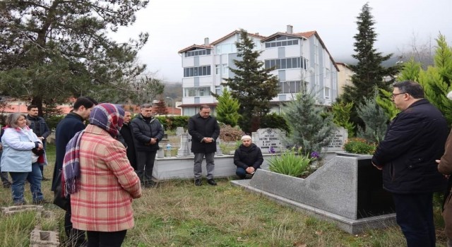 Kurtuluş Savaşıda Karadenizde cephane taşıyan Rahime Kaptan mezarı başında anıldı