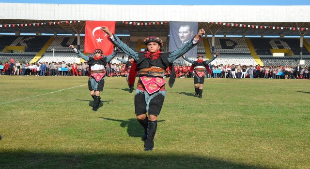 Kuşadası Belediyesi Halk Dansları Akademisi Kuruyor