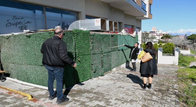 Kuşadasında riskli yapıların denetimine hız verildi