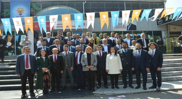 Manisa AK Partide temayül yoklaması yapıldı