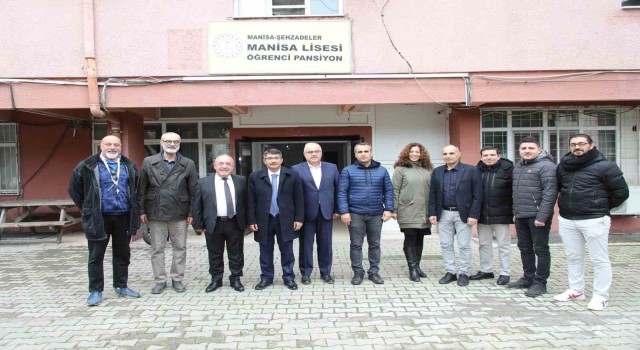 Manisa Lisesinden Başkan Çelike teşekkür