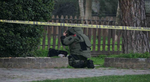 Manisada şüpheli valizden sucuk ve kıyafet çıktı