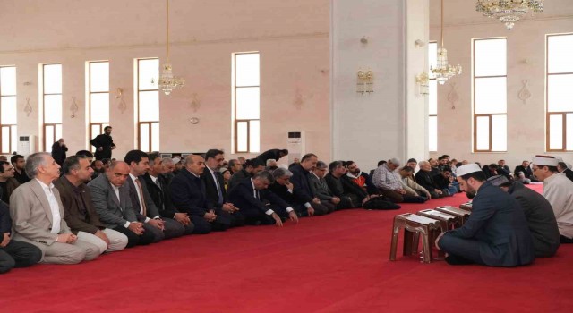 Mardinde depremde vefat edenler için 3 dilde Mevlit-i Şerif okundu