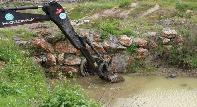 MASKİden dere yataklarında yağış mesaisi