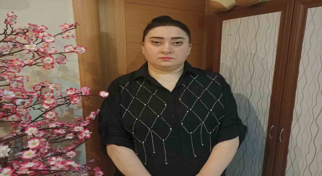 Maymun sevgisi işinden etti