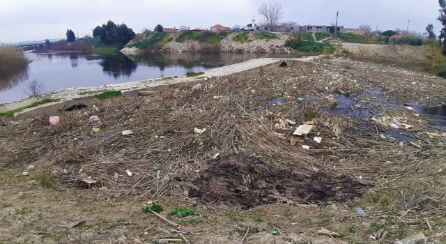 Menderes Nehrine koruma çağrısı