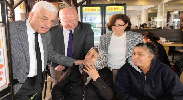 Menteşe Belediyesinden depremzede kadınlara 8 Mart kahvaltısı