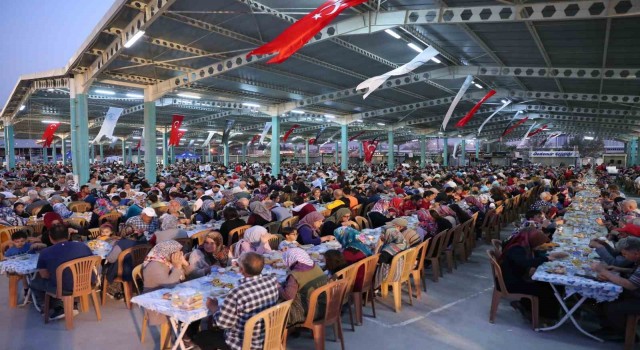 Merkezefendi Belediyesi, ilk iftarı sofrasını İlbade Mahallesinde kuruyor