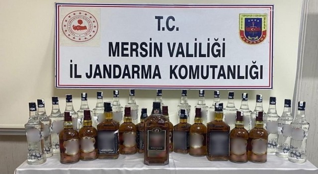 Mersinde kaçak alkol ve sigara operasyonu