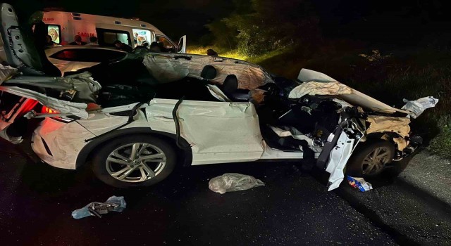 Mersinde trafik kazası: 1 ölü, 2 yaralı