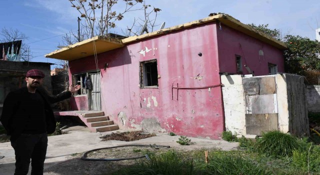 Mersindeki gizemli ev 6 milyon 750 bin liraya satışa çıktı