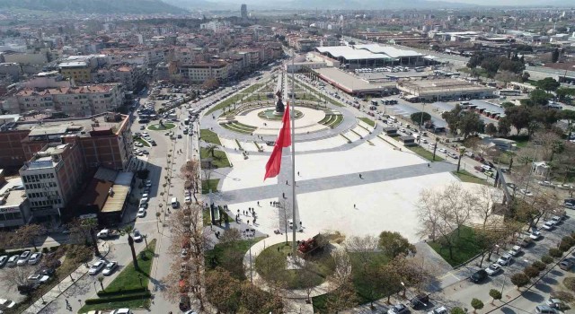 MHP Genel Başkanı Bahçelinin ismi Salihlide meydana verildi