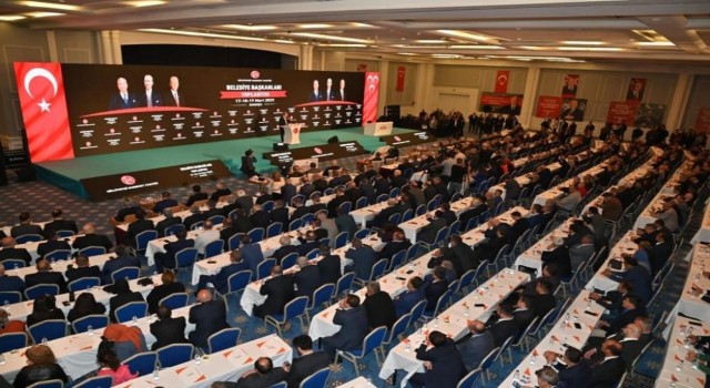 MHPnin Erzincan belediye başkanları Antalyada toplandı