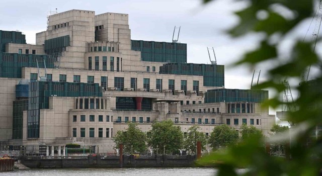 MI5, 2017deki Ariana Grande konserine yönelik bombalı saldırıyı engelleyebilirmiş