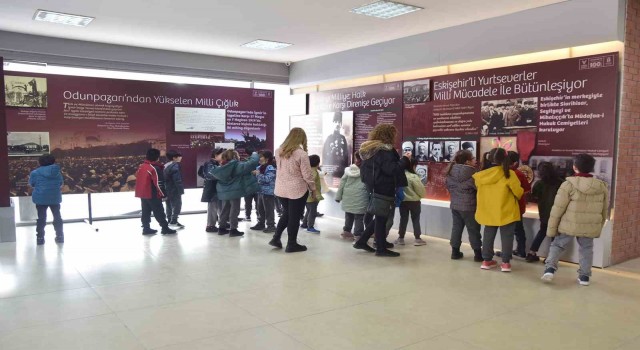 Eskişehir'de Milli mücadeleyi anlatan sergi açıldı
