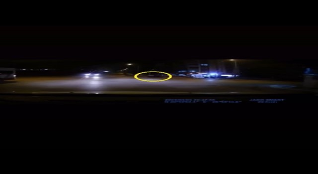 Motosikletiyle son sürat böyle çarptı