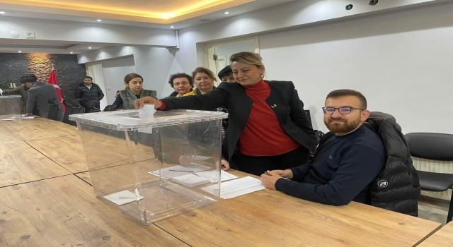 Muğlada AK Parti İl Başkanlığı için temayül yoklaması yapıldı
